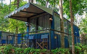 Hau Riverside Lodges Citumang